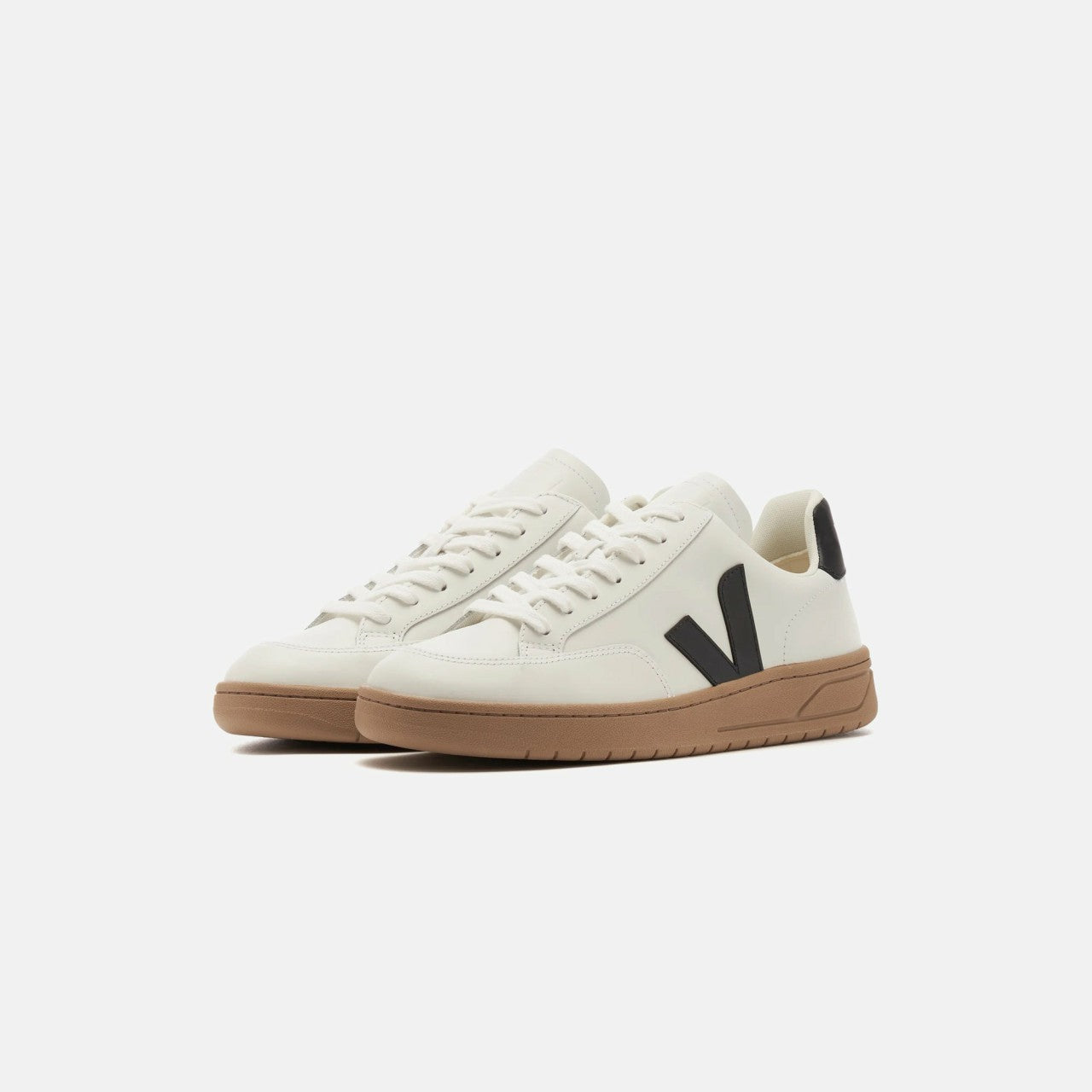 Men Kith Veja V-12 - Extra White / Black / Dune