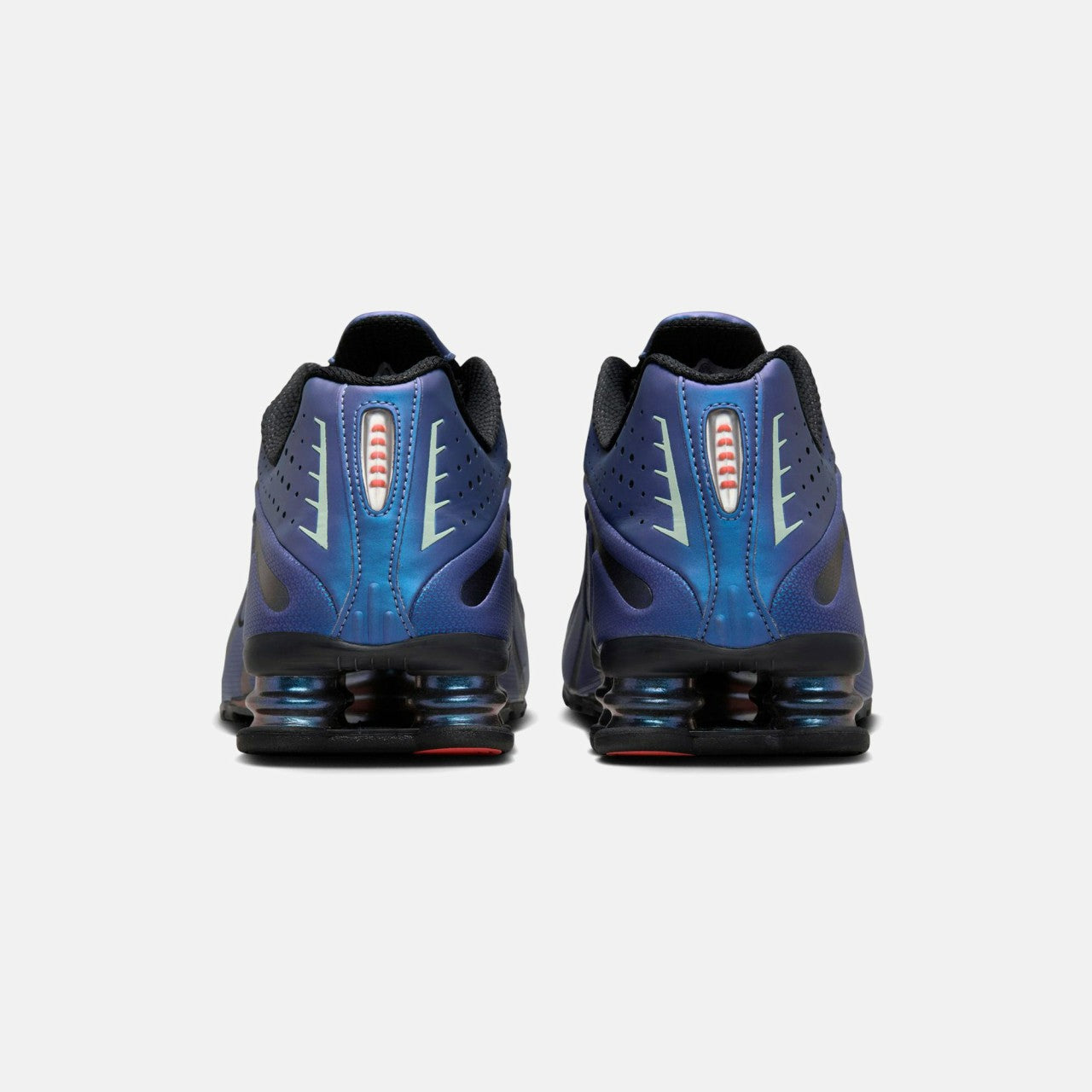 Men Kith Nike Shox R4 - Black / Hot Punch