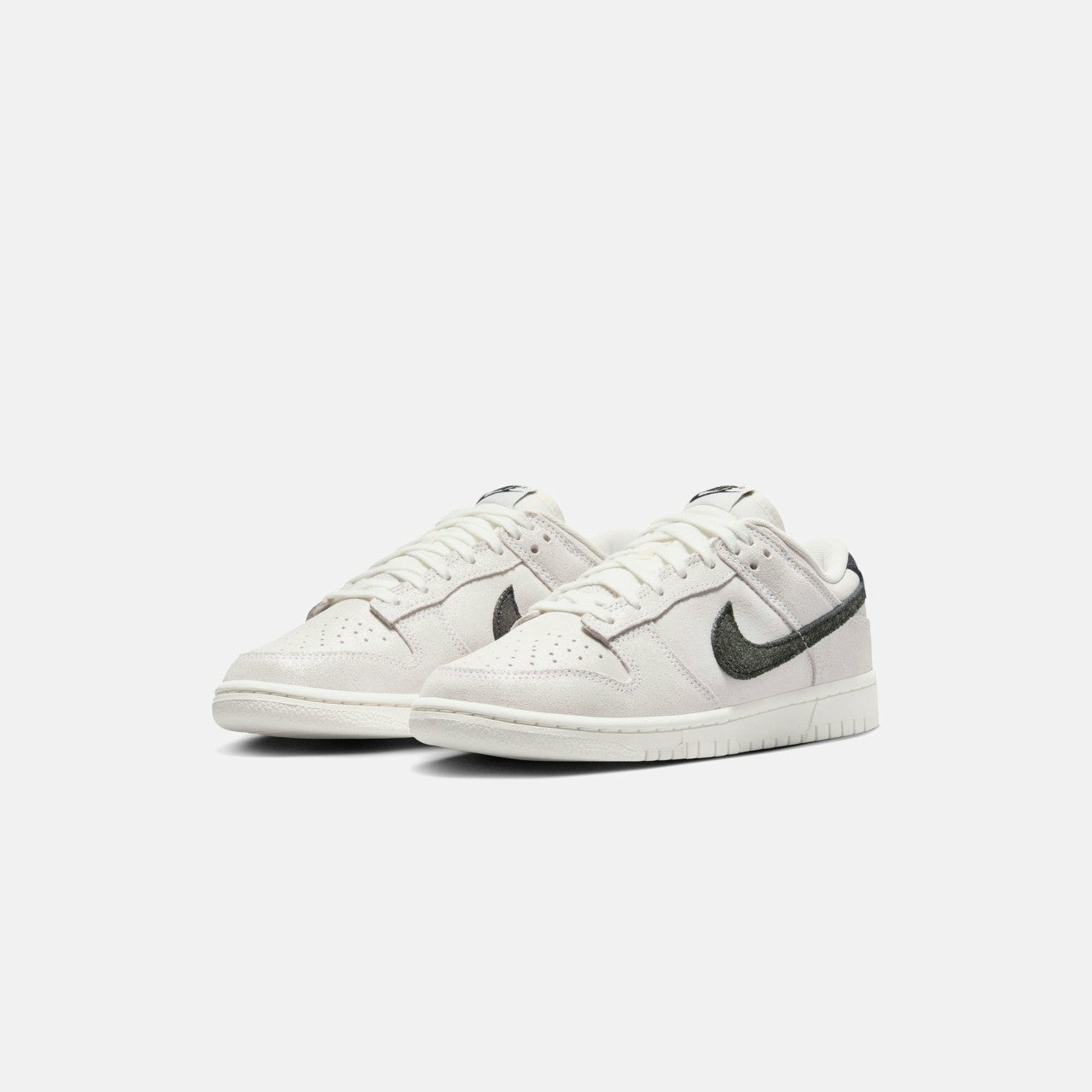 Men|Women Kith Nike Dunk Low Se - White / Black / Team Red