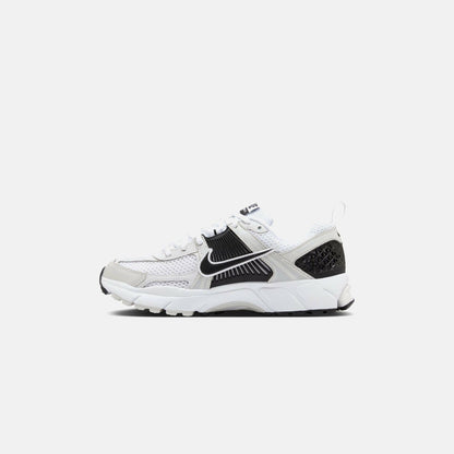 Kids Kith Nike GS Zoom Vomero 5 - White / Black / Platinum Tint / Metallic Plati