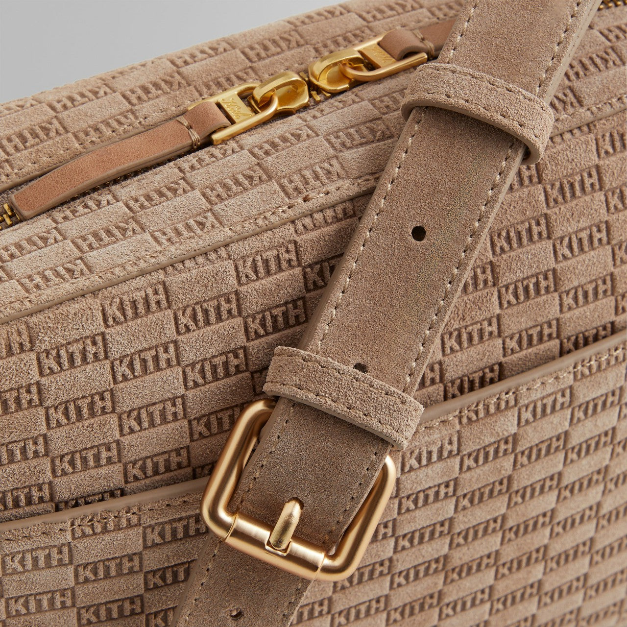 Men Kith Kith Monogram Suede Camera Crossbody - Loft
