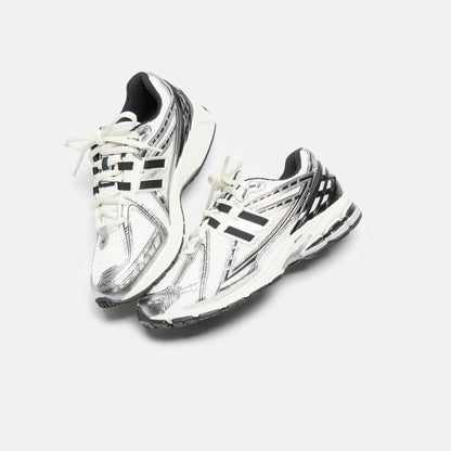 Men Kith New Balance 1906R - Silver Metallic / Black / Sea Salt