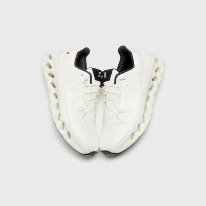 Women Kith On Running WMNS Cloudtilt - Pearl / Black