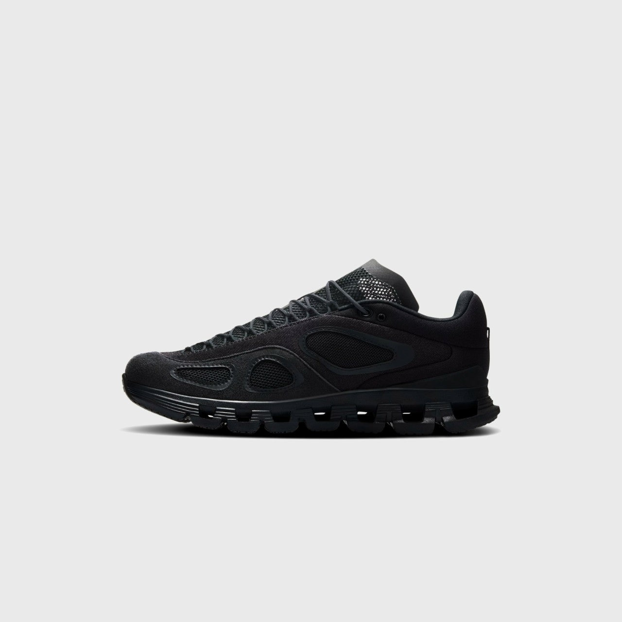 Women Kith On Running x FKA Twigs WMNS Cloud X - Black