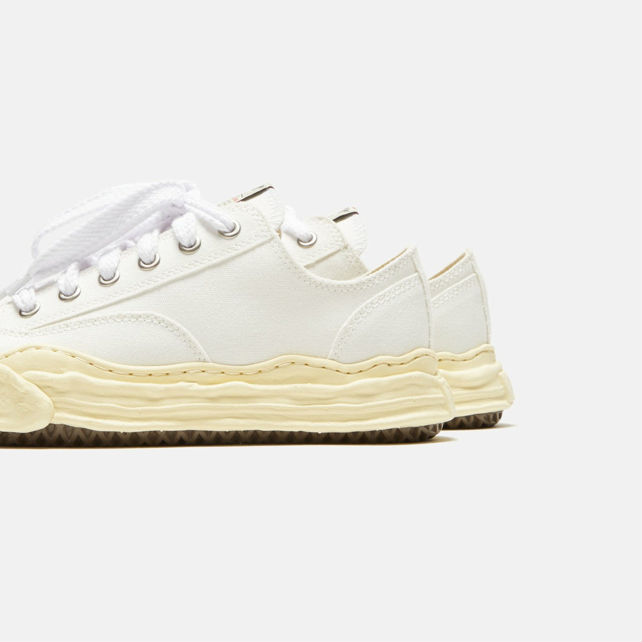 Men Kith Mihara Yasuhiro Hank Low OG Sole - White