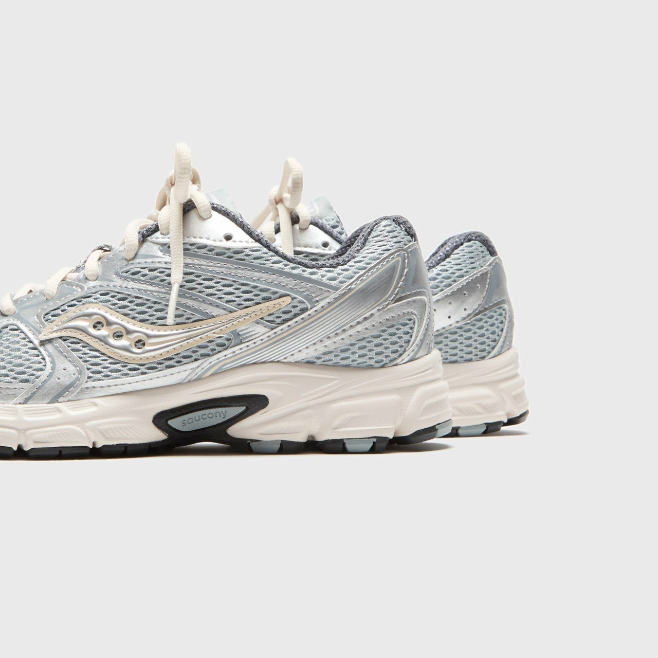 Men Kith Saucony Ride Millennium - Silver / Cream