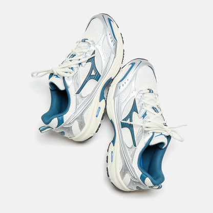 Men Kith Mizuno MXR - Snow White / Majolica Blue / Silver
