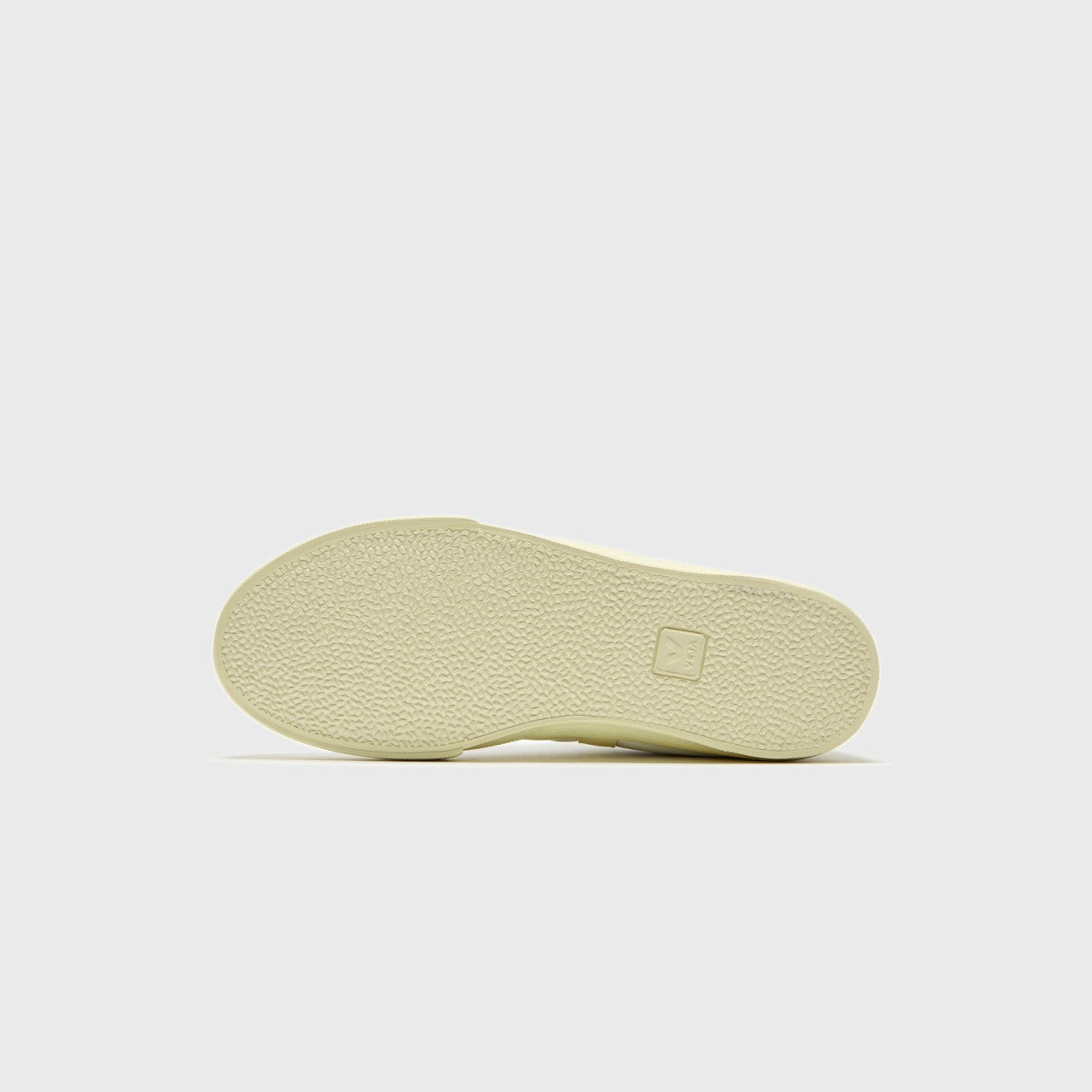 Men Kith Veja Panenka - White Calcaire