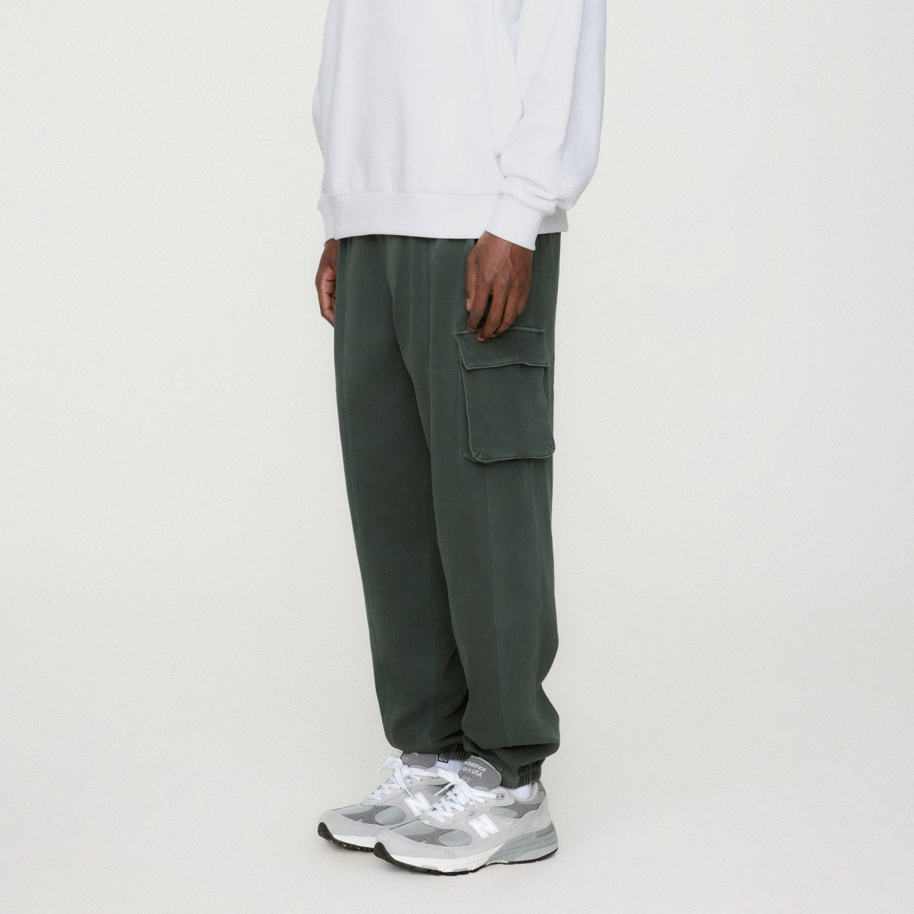 Men Kith Kith Interlock Sennet II Cargo Sweatpant - Machine