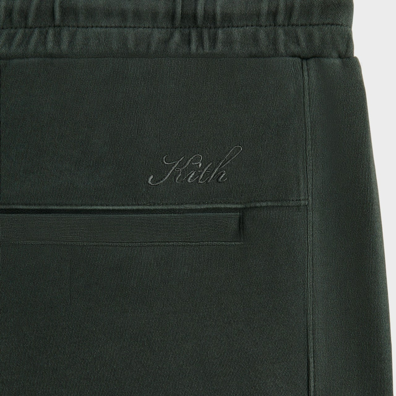 Men Kith Kith Interlock Sennet II Cargo Sweatpant - Machine