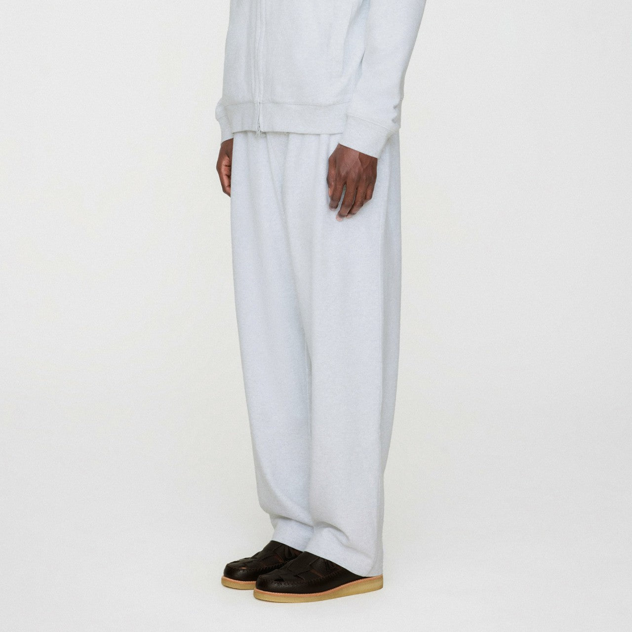 Men Kith Kith Interlock Garrison Pant - Light Heather Grey