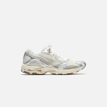Men Kith Mizuno Wave Rider 10 - Metallic Snow White