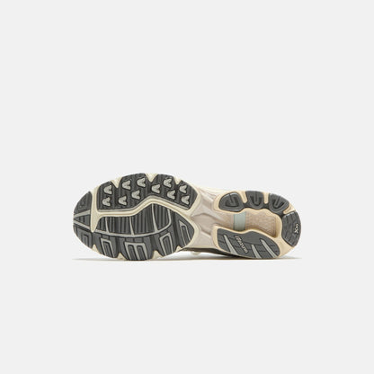 Men Kith Mizuno Wave Rider 10 - Metallic Snow White