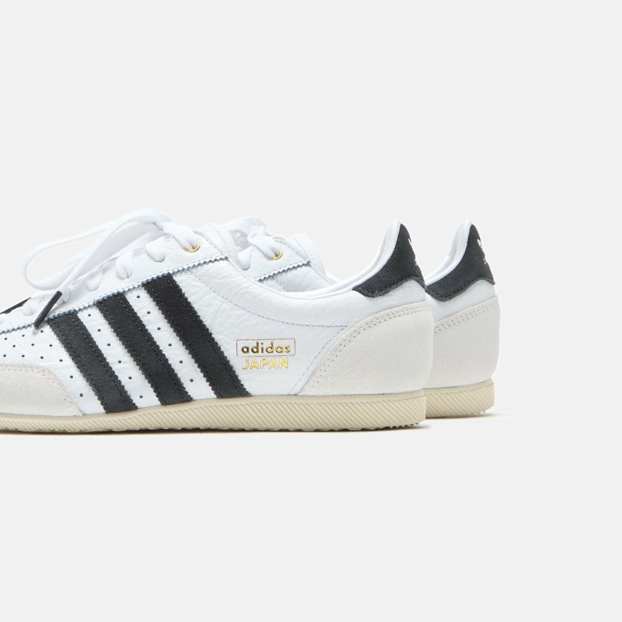 Women Kith adidas WMNS Japan - Cloud White / Core Black / Gold Metallic