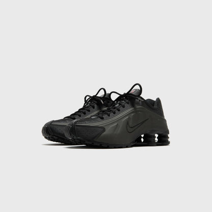 Men Kith Nike Shox R4 - Black / Black / Black / Bright Crimson