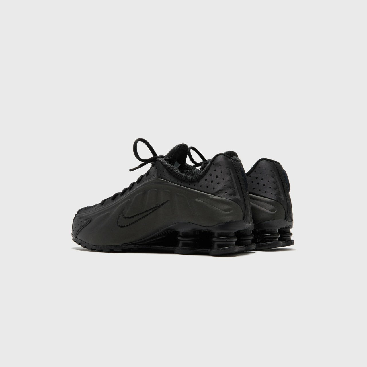 Men Kith Nike Shox R4 - Black / Black / Black / Bright Crimson