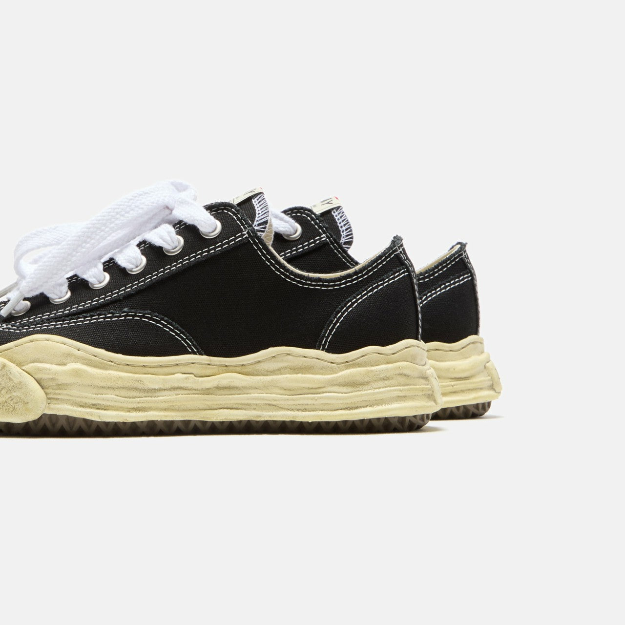 Men Kith Mihara Yasuhiro Hank Original Sole Low Top - Garment Dyed Black