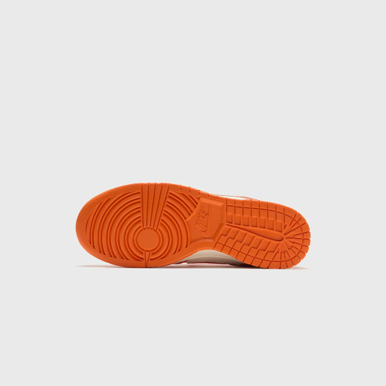 Men Kith Nike Dunk Low Retro - Pale Ivory / Safety Orange