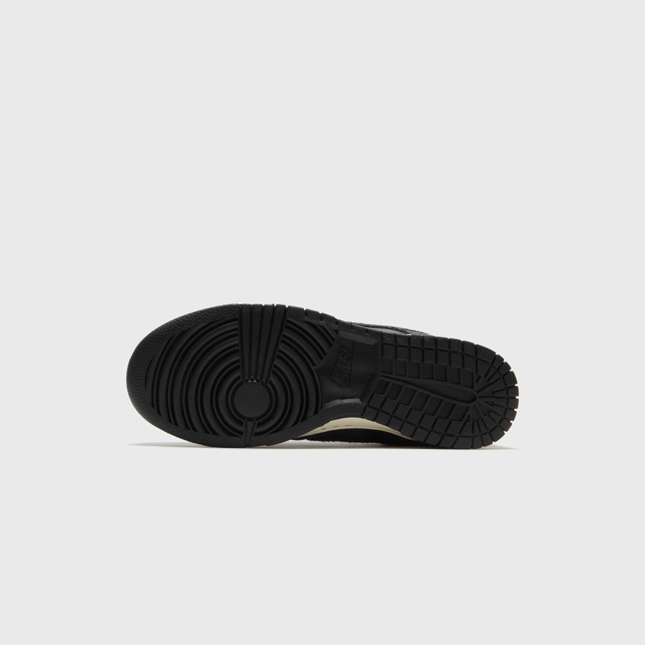Men Kith Nike Dunk Low Retro PRM - Black / Off Noir / Medium Ash / Coconut