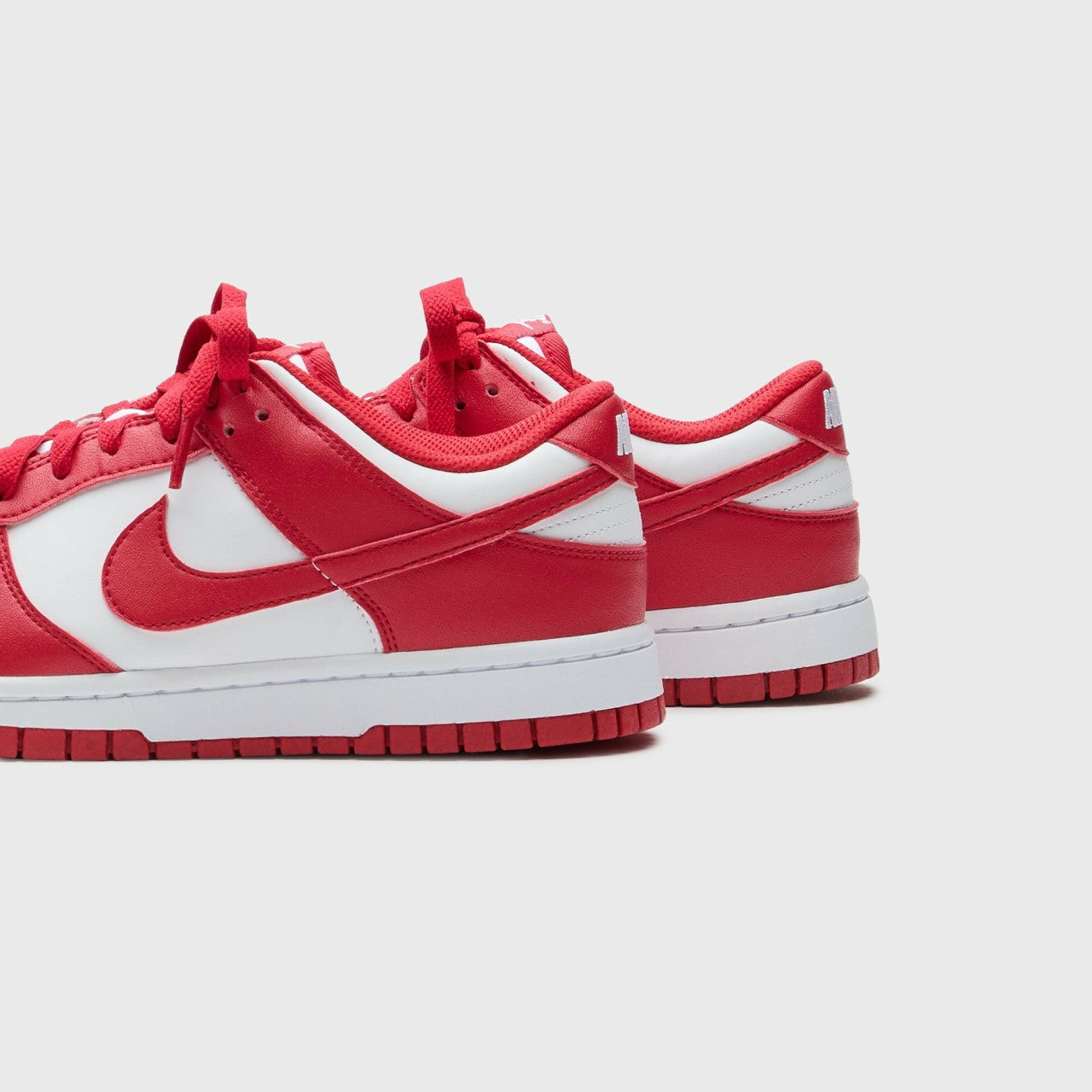 Women Kith Nike WMNS Dunk Low Next Nature - White / University Red / White