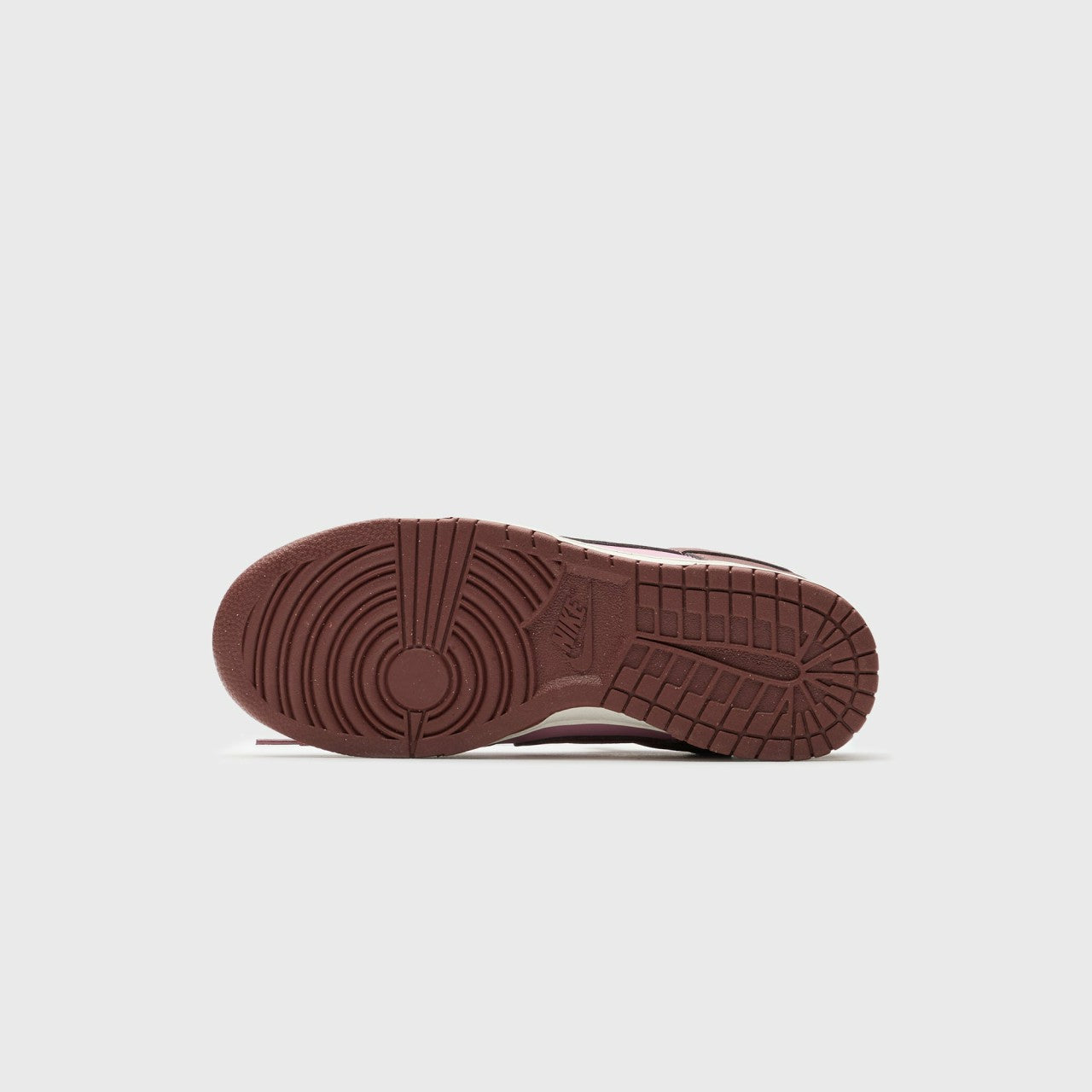 Women Kith Nike WMNS Dunk Low Next Nature - White / Elemental Pink