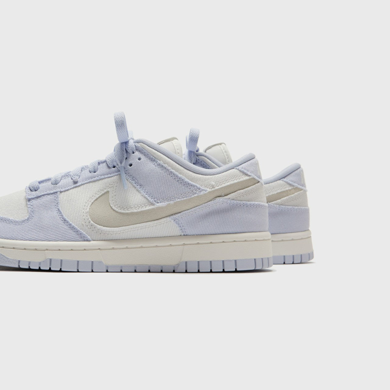 Women Kith Nike WMNS Dunk Low - Sea Ghost / Summit White / Platinum