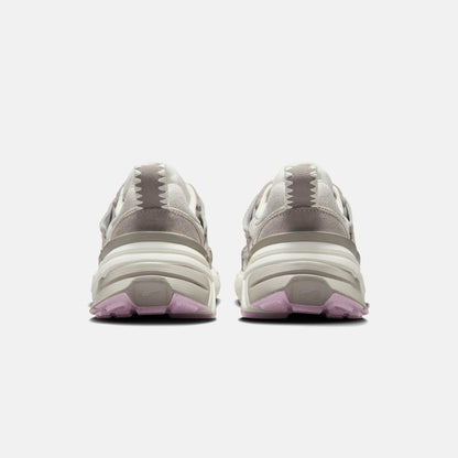 Women Kith Nike WMNS V2K Run - Sail / Pink Foam / College Grey