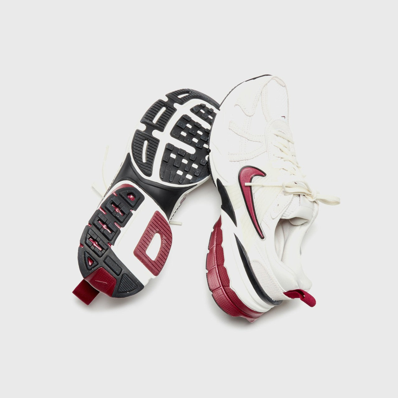 Women Kith Nike WMNS V2K Run SE - White / Team Red / Black
