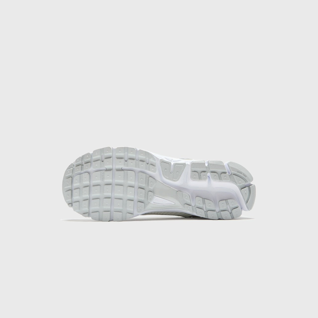 Women Kith Nike WMNS Zoom Vomero 5 - Metallic White / Metallic Silver / Summit Wh