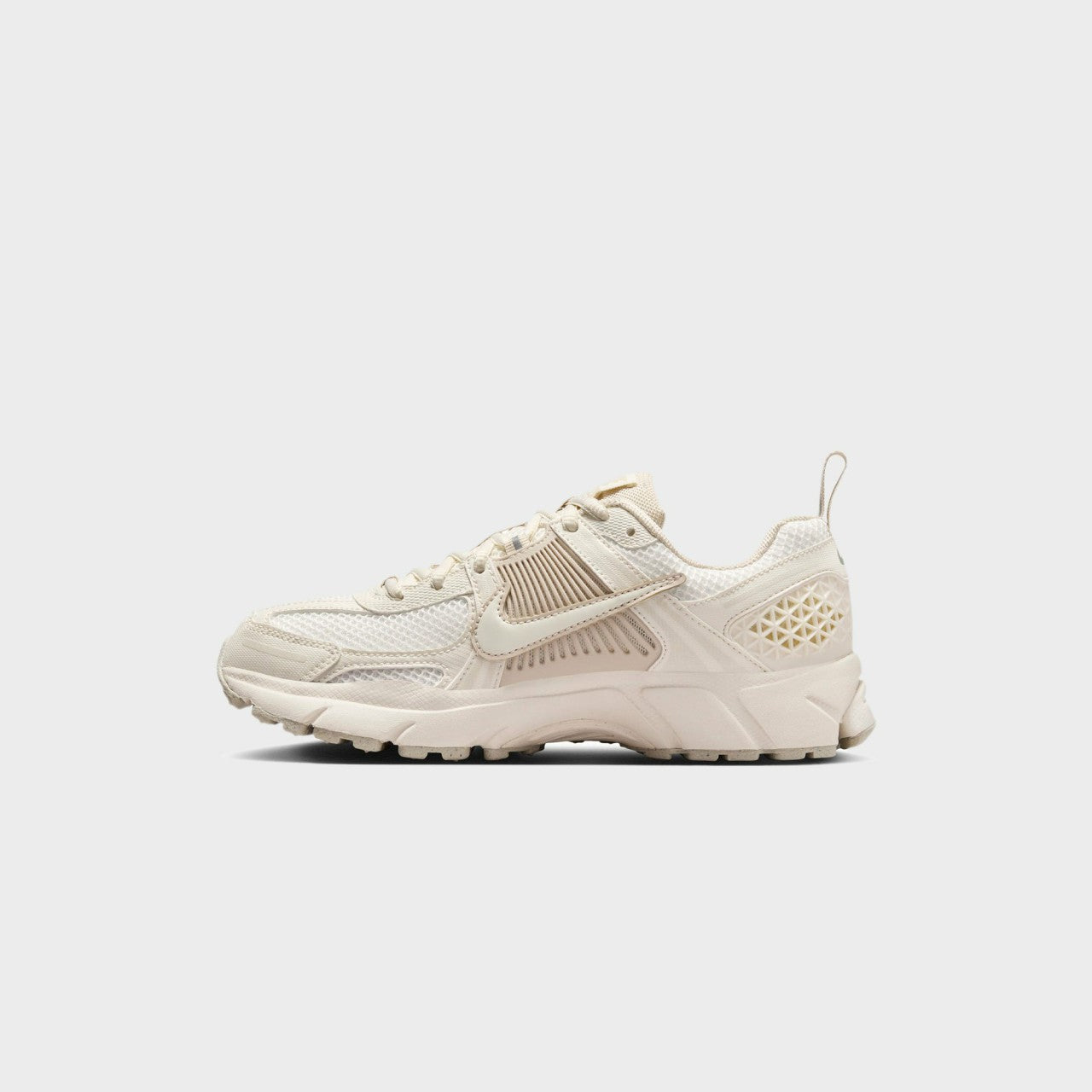 Kids Kith Nike Grade School Zoom Vomero 5 - Sand Drift / Pale Ivory