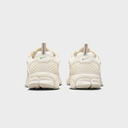 Kids Kith Nike Grade School Zoom Vomero 5 - Sand Drift / Pale Ivory
