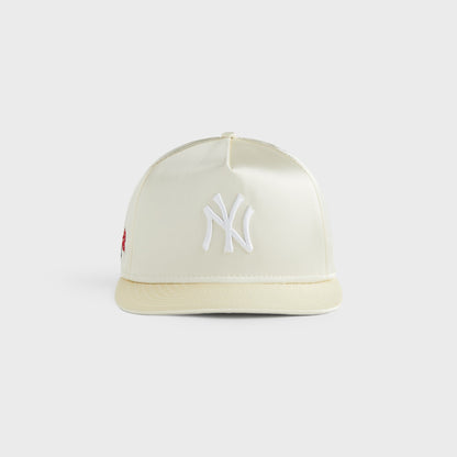 Men Kith Kith & New Era for the New York Yankees Satin 9FORTY Snapback - Arete