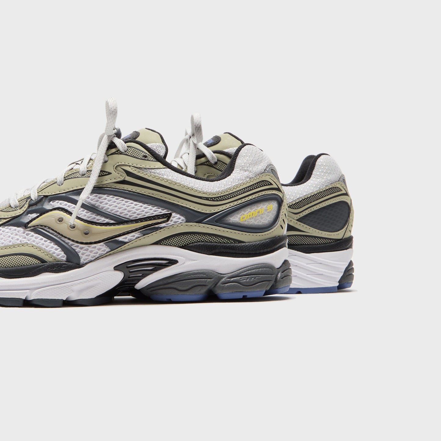 Men Kith Saucony Progrid Omni 9 - White / Gold