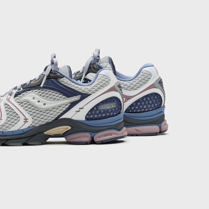 Men Kith Saucony Progrid Triumph 4 - White / Blue