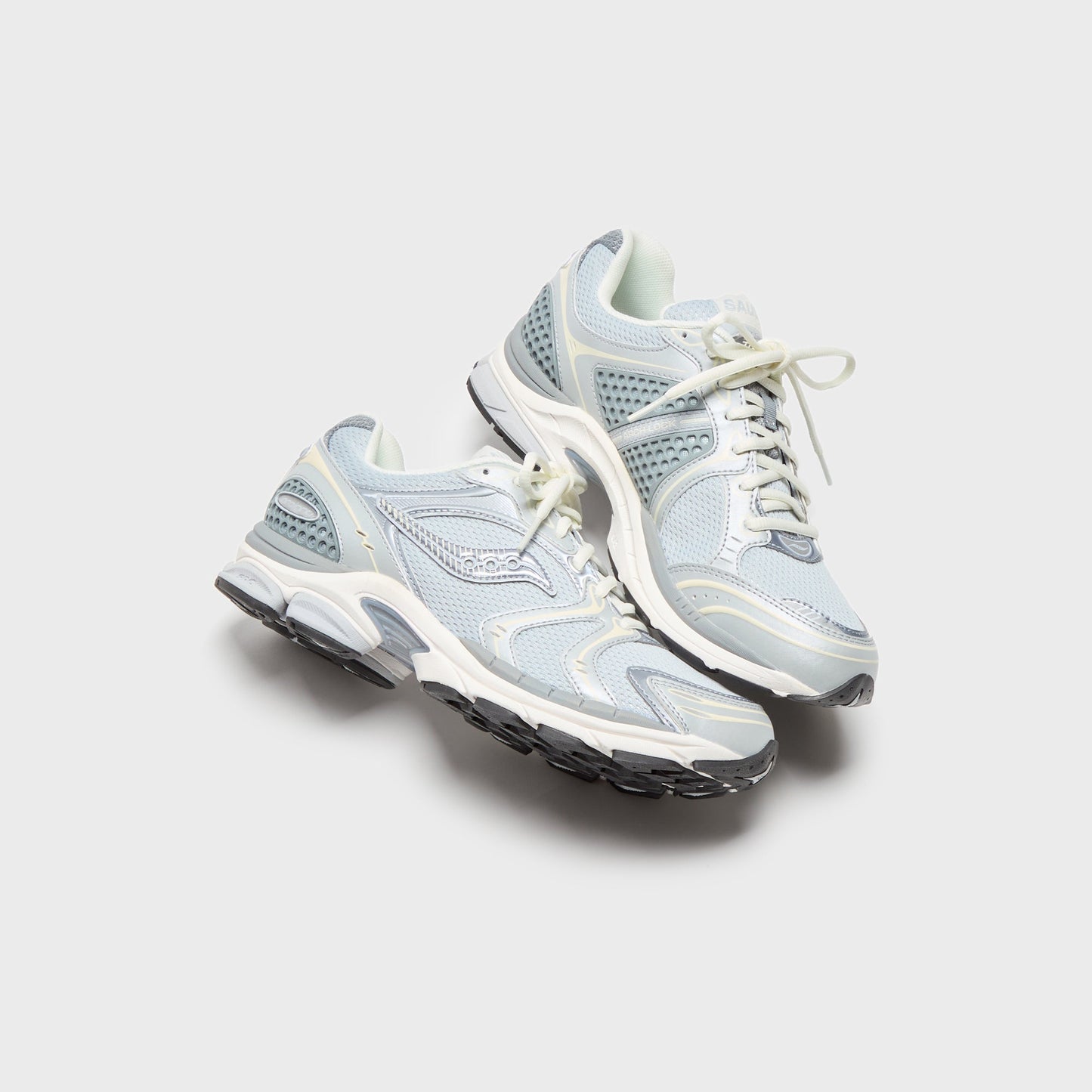 Men Kith Saucony Progrid Triumph 4 - Light Grey