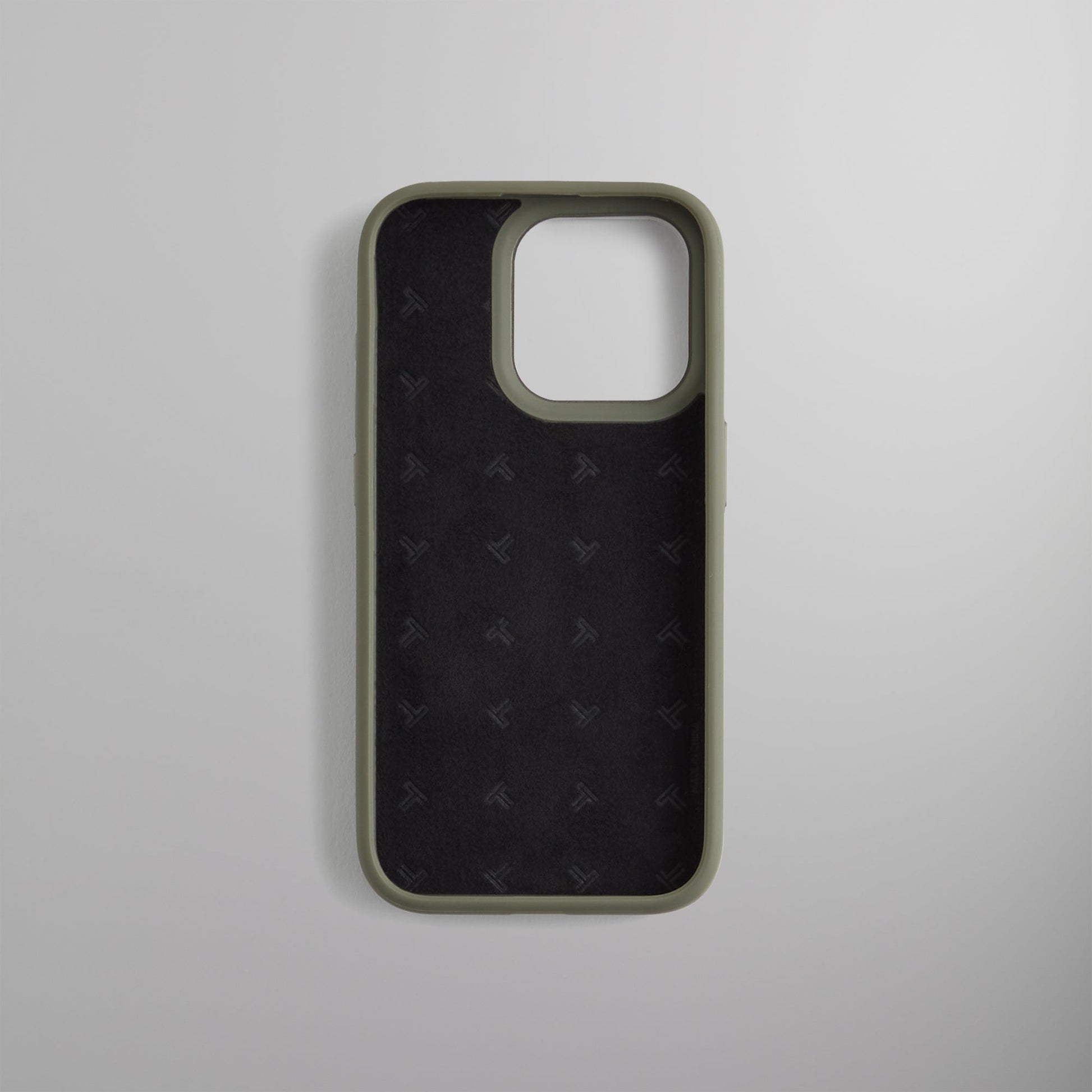 Women Kith Kith for TUMI Aluminum iPhone 15 Pro Case - Plaster
