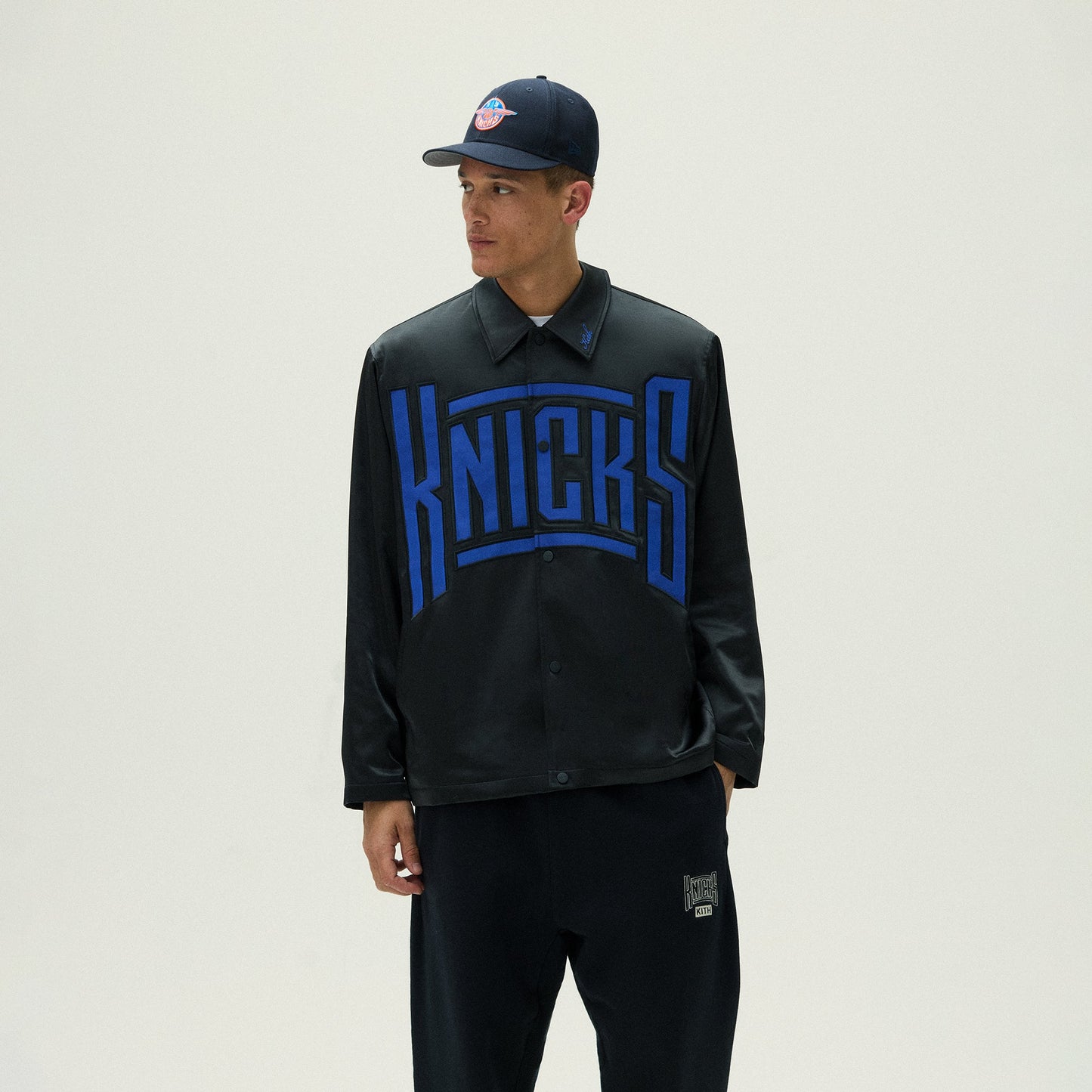 Men Kith Kith for the New York Knicks Snap Front Coaches Jacket - Black