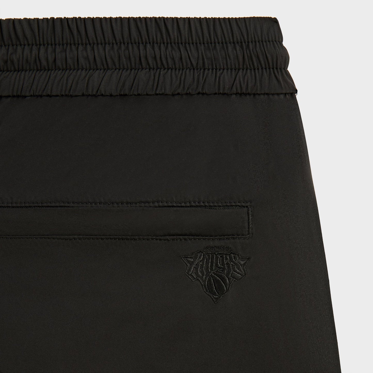 Men Kith Kith for the New York Knicks Ball Nylon Wide Leg Pant - Black