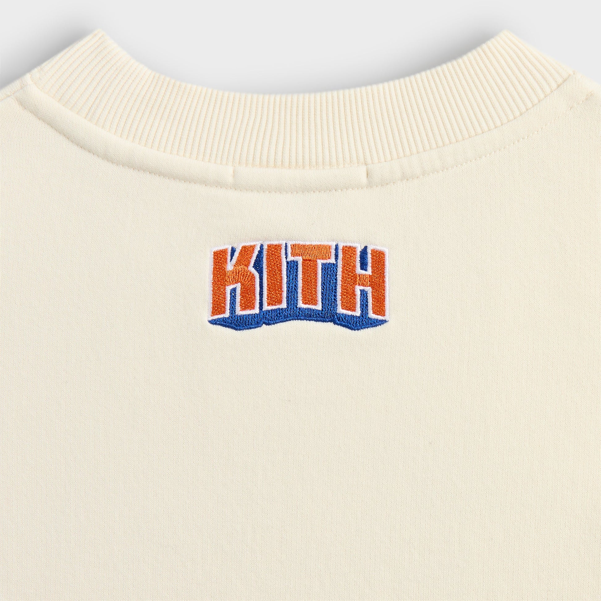 Men Kith Kith for the New York Knicks Showtime Vintage Nelson Crewneck - Sandri