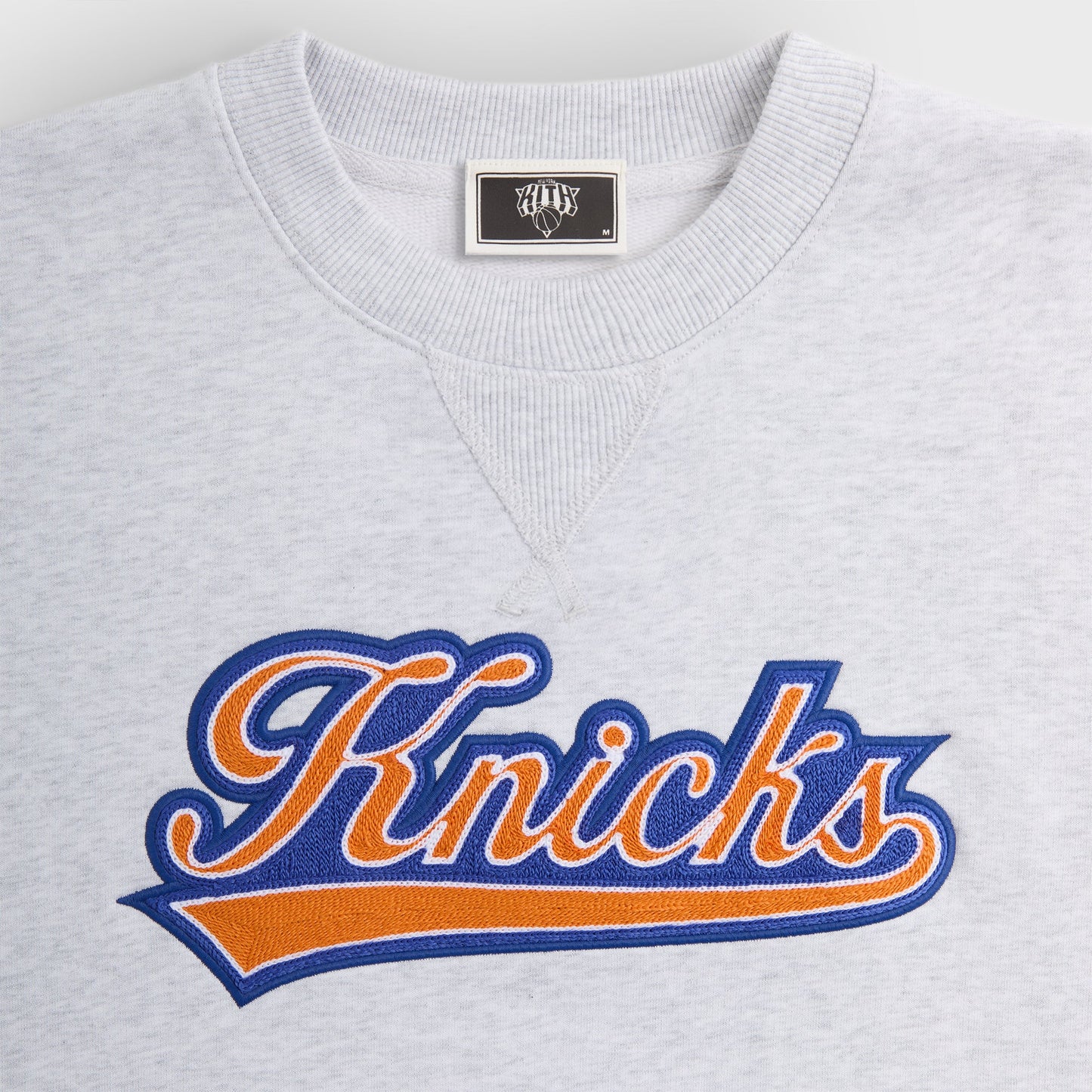 Men Kith Kith for the New York Knicks Script Vintage Nelson Crewneck - Light He