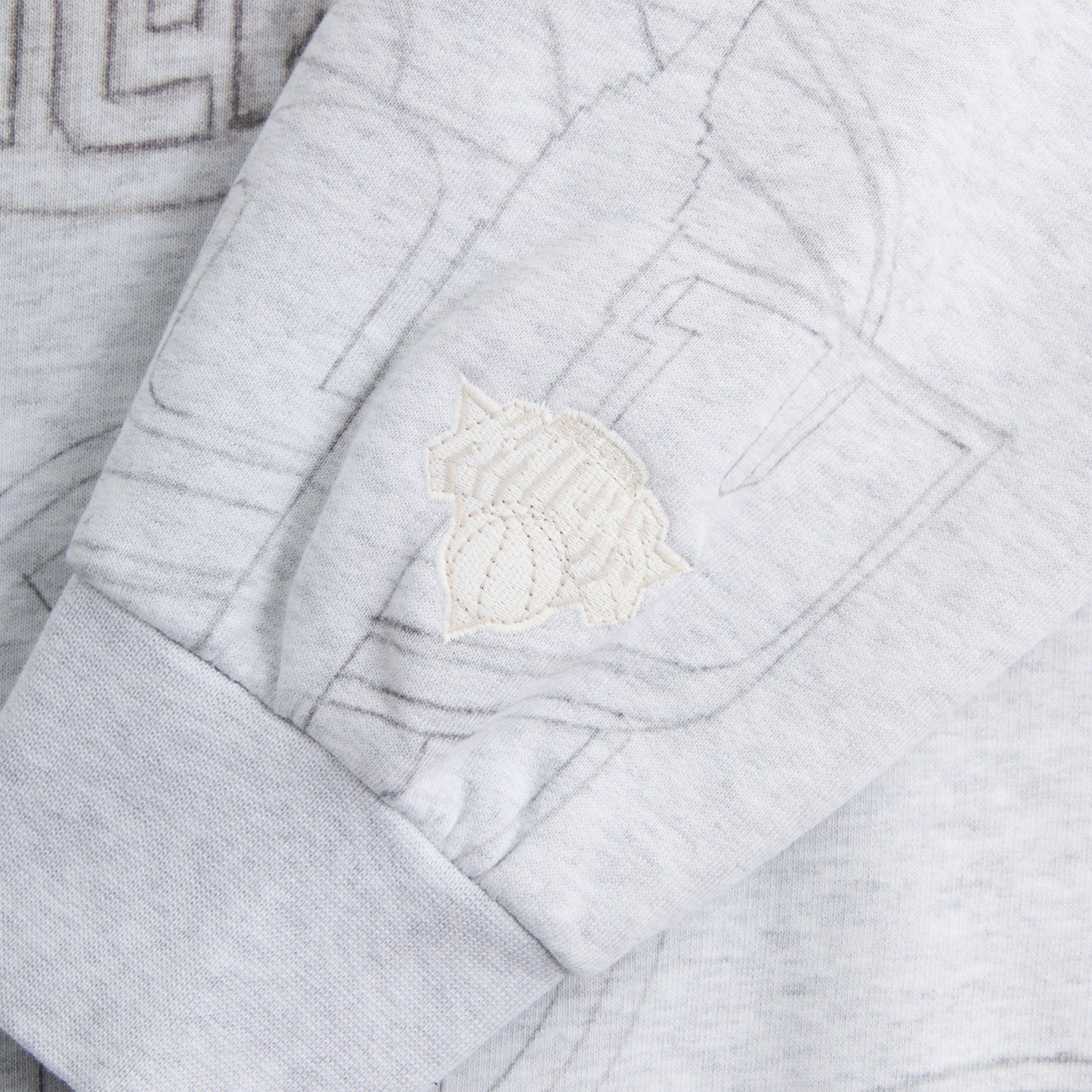 Men Kith Kith for the New York Knicks Sketched Vintage Nelson Crewneck - Light