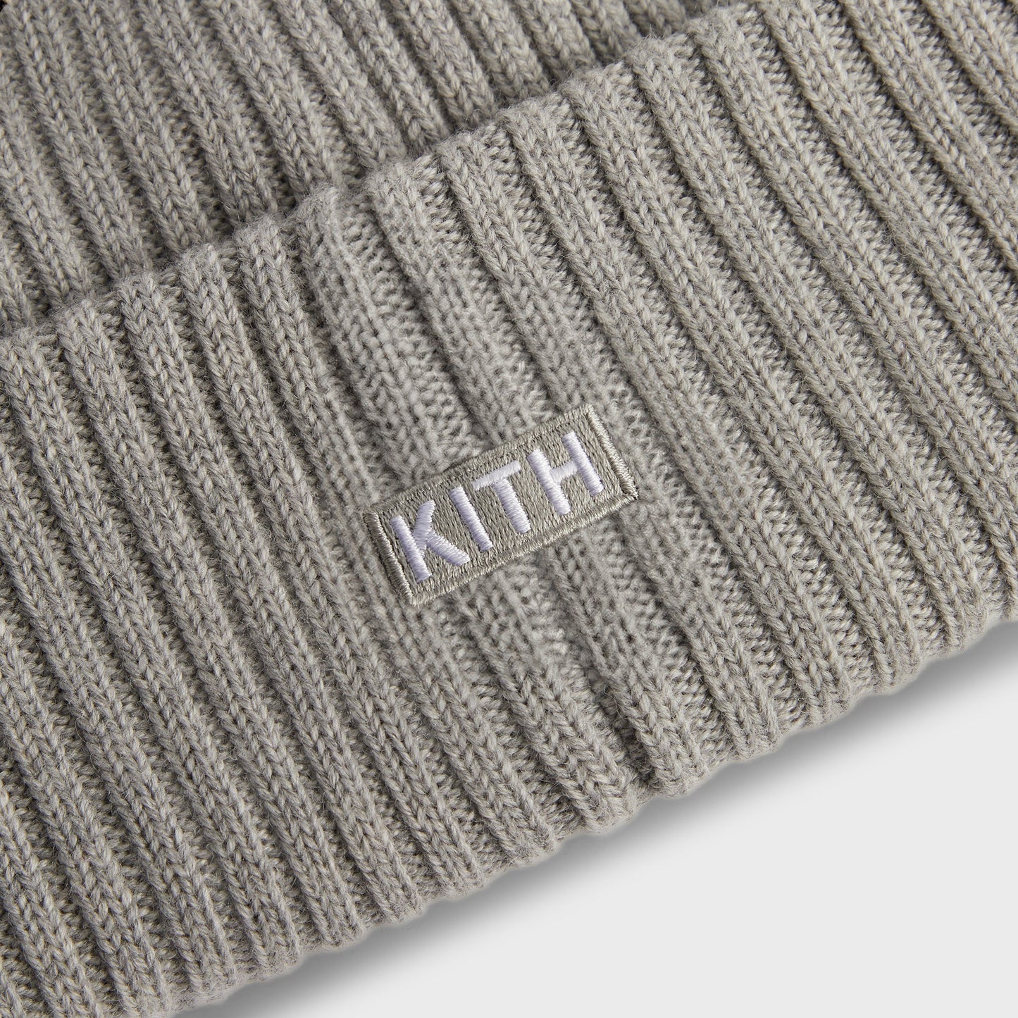 Men Kith Kith & New Era for the New York Knicks Logo Beanie - Light Heather Gre
