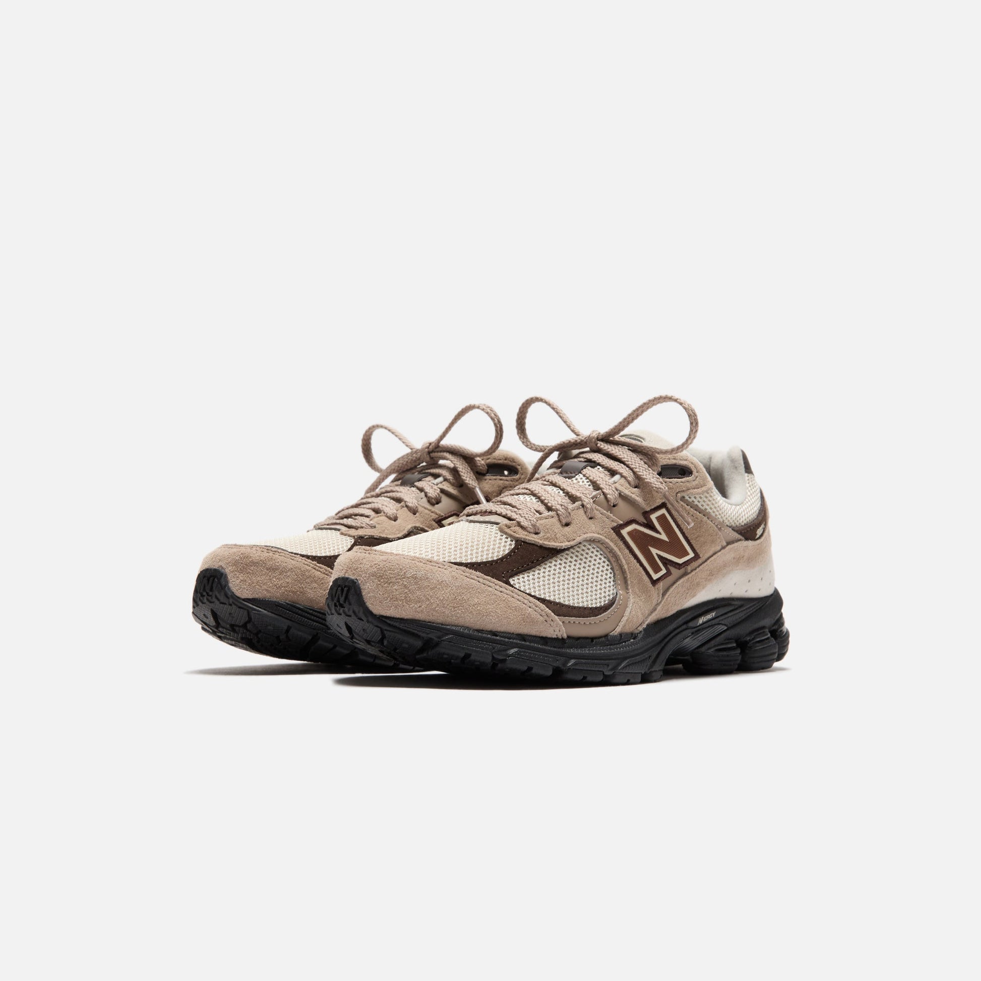 Men Kith New Balance 2002R - Driftwood / Rich Earth