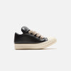 Black / Milk