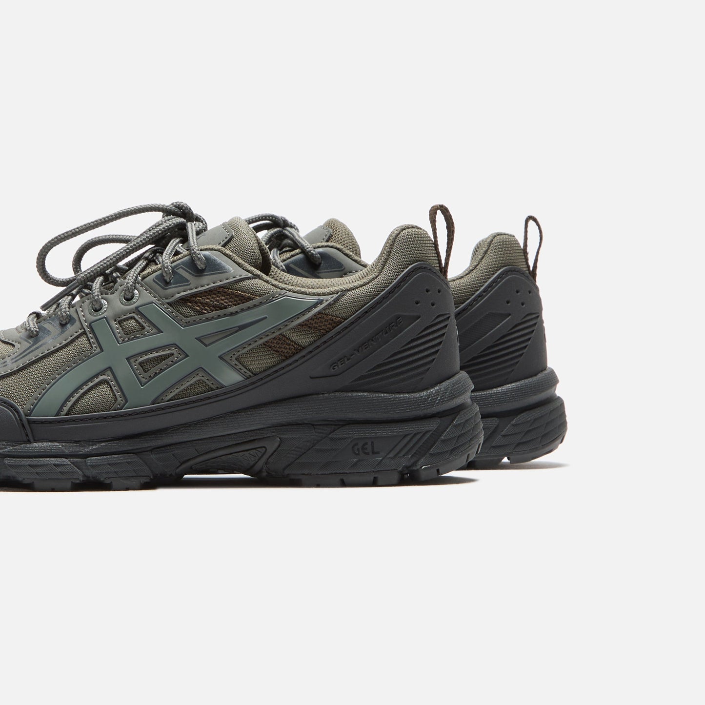 Men Kith ASICS GEL-Venture 6 Shield - Graphite Grey / Truffle Grey