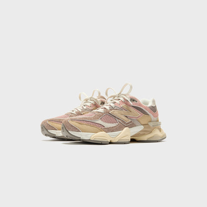 Men Kith New Balance 9060 - Landslide / Mushroom / Incense