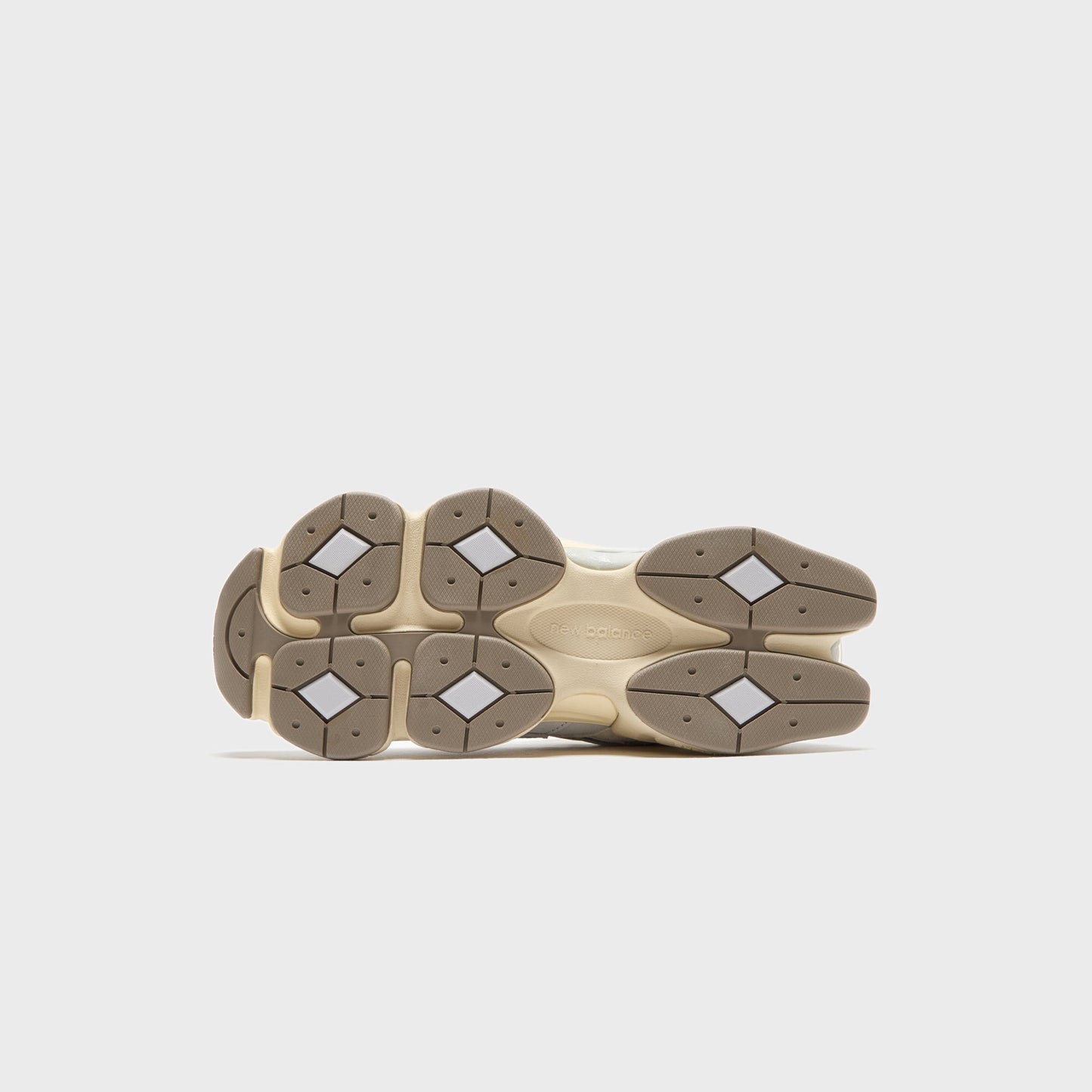 Women Kith New Balance WMNS 9060 - Pearl Grey / Linen