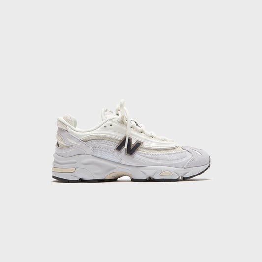 Women Kith New Balance M1000 - Pearl Grey