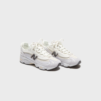 Women Kith New Balance M1000 - Pearl Grey