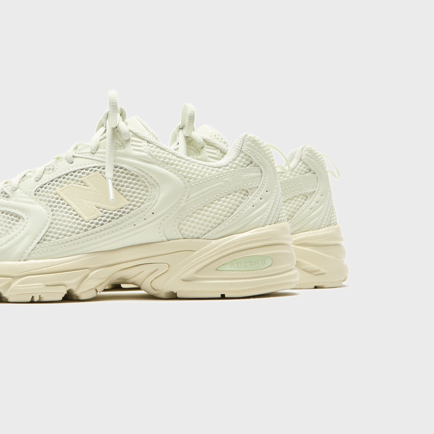 Women Kith New Balance WMNS 530 - Mineral